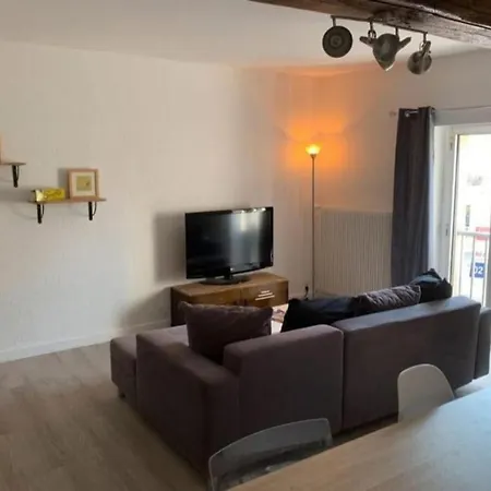 Fabulous For 4 Pers In Faidherbe Sreet In Front Of Flandres Station 릴