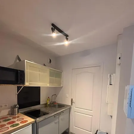 Apartman Fabulous For 4 Pers In Faidherbe Sreet In Front Of Flandres Station *