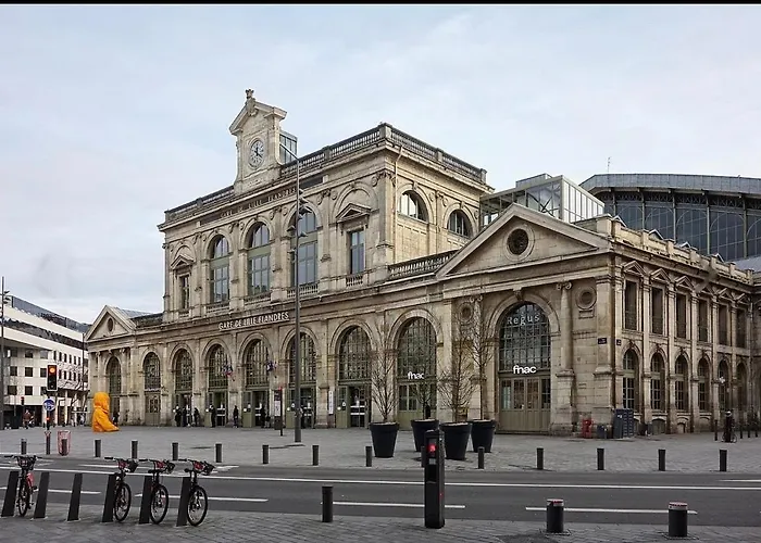 Fabulous For 4 Pers In Faidherbe Sreet In Front Of Flandres Station *